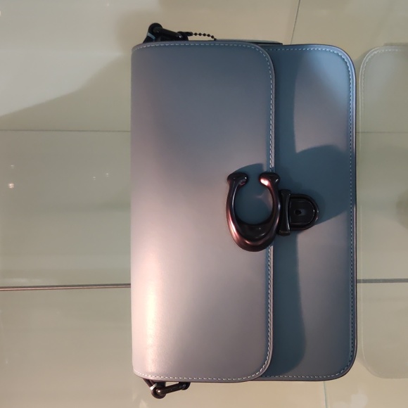 New! Studio Shoulder Bag - Picture 8 of 14